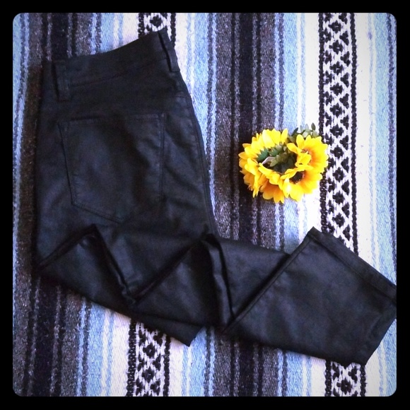 Black pants - Picture 1 of 3